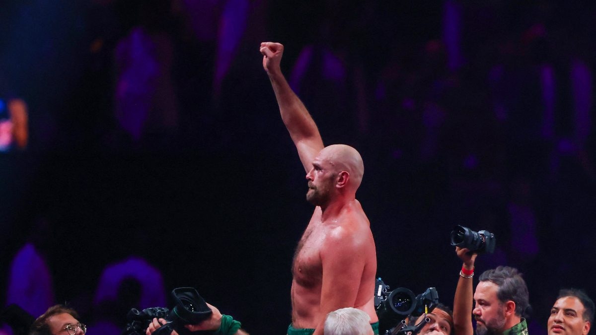 Tyson Fury Clinches Split Decision Win Over Francis Ngannou - News18