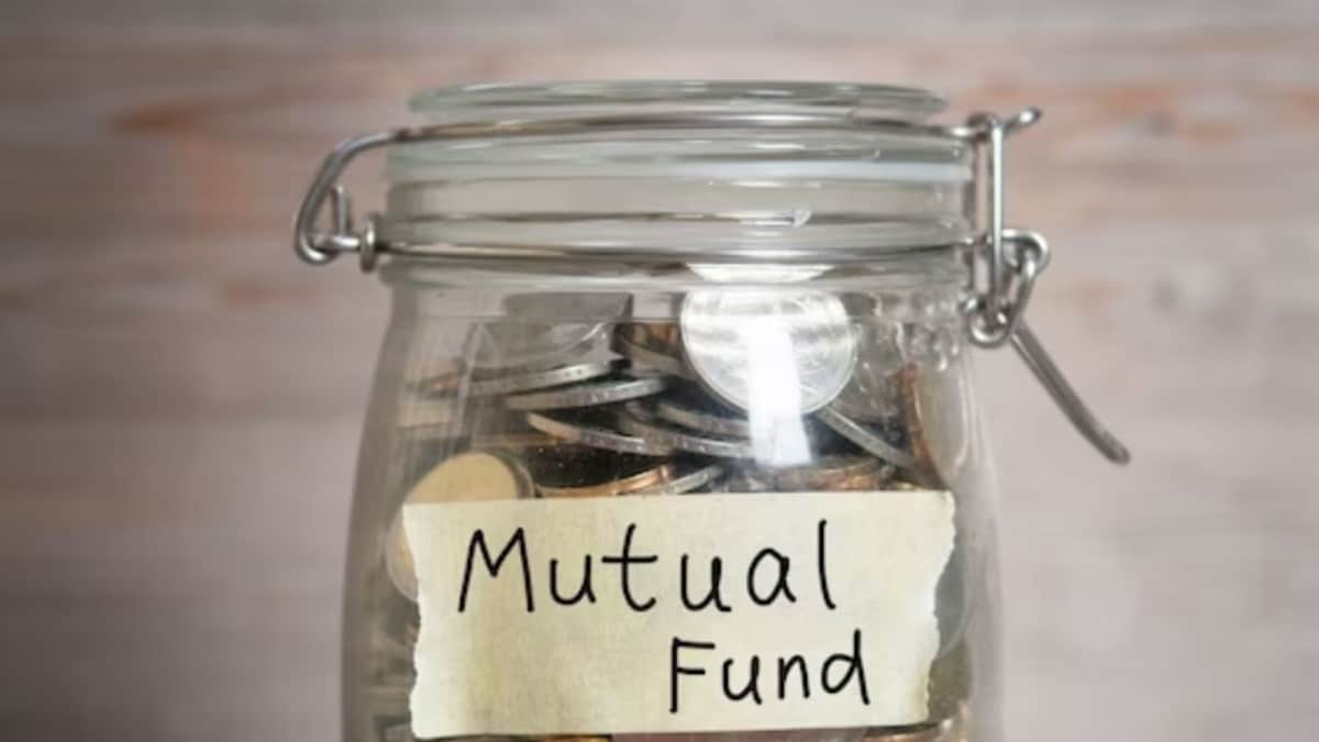 Equity Mutual Fund Investments Soar To Nearly 2-Yr Peak, Reach Rs 21,780 Cr In Jan – News18