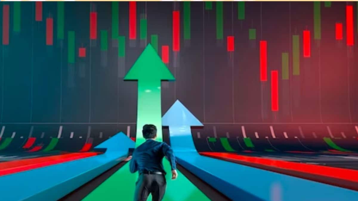 Stock Market Updates: Sensex Gains 500 Points, Nifty Tests 22,650; Nifty Realty Soars 2% – News18