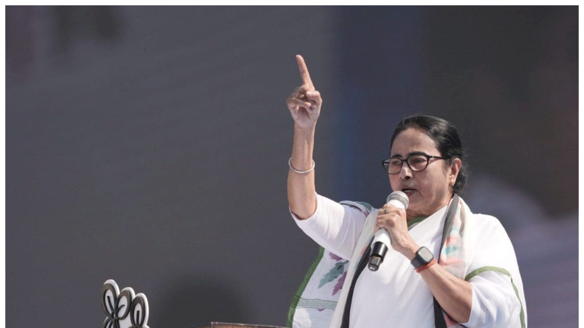 Panic in BJP Camp After Sensing Defeat in First Phase of LS Polls: Mamata Banerjee – News18