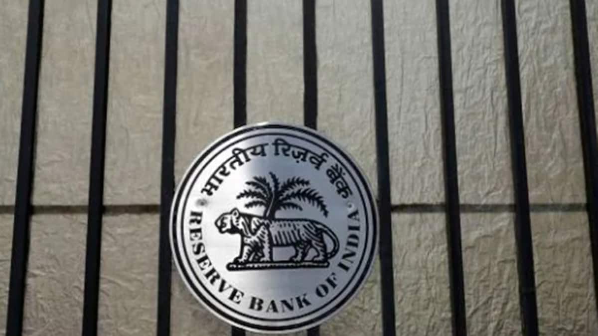 RBI Releases Master Guidelines For ARCs: Know Latest Provisions – News18