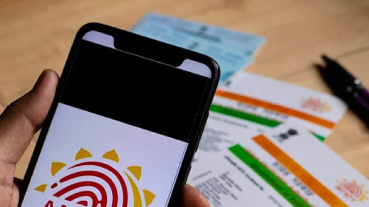 No Action for Short Deduction of TDS, If PAN Linked With Aadhaar by May 31 – News18