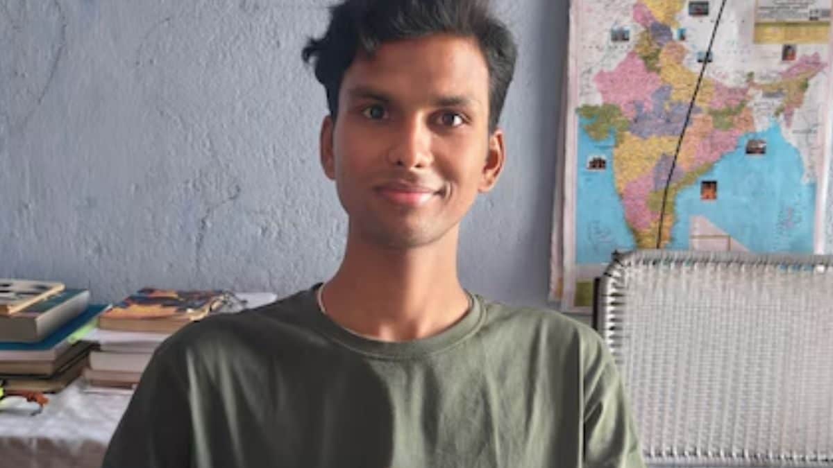 Jamshedpur's Avinash Kumar Secures 56th Rank In CDS, Set To Join Indian Army - News18