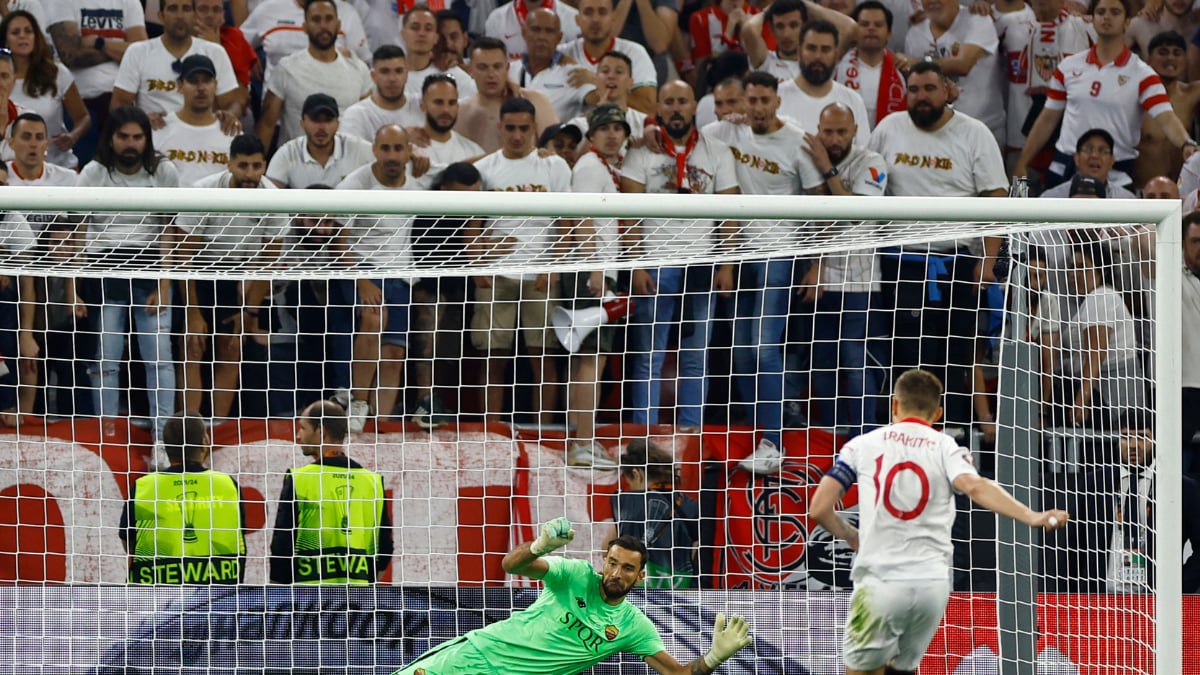 Sevilla Claims Europa League with Penalty Shootout Win Over AS Roma