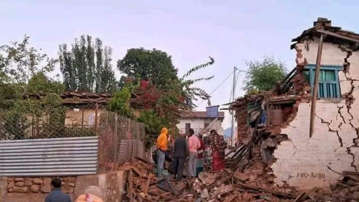 5.6 Magnitude Earthquake in Nepal Kills over 125, Injures Scores, Casualties Expected to Rise | Updates - News18