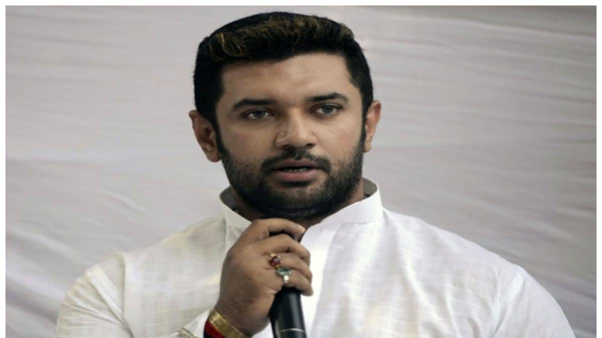 Setback for Chirag Paswan Before Modi’s Mega Rally in Bihar, 22 Leaders Quit LJP Amid ‘Selling Poll Tickets’ Charge – News18