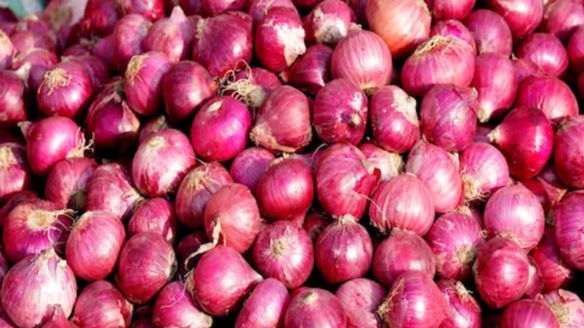 Centre Allows 99.5k Tons Of Onion Exports To 6 Neighbouring Nations – News18