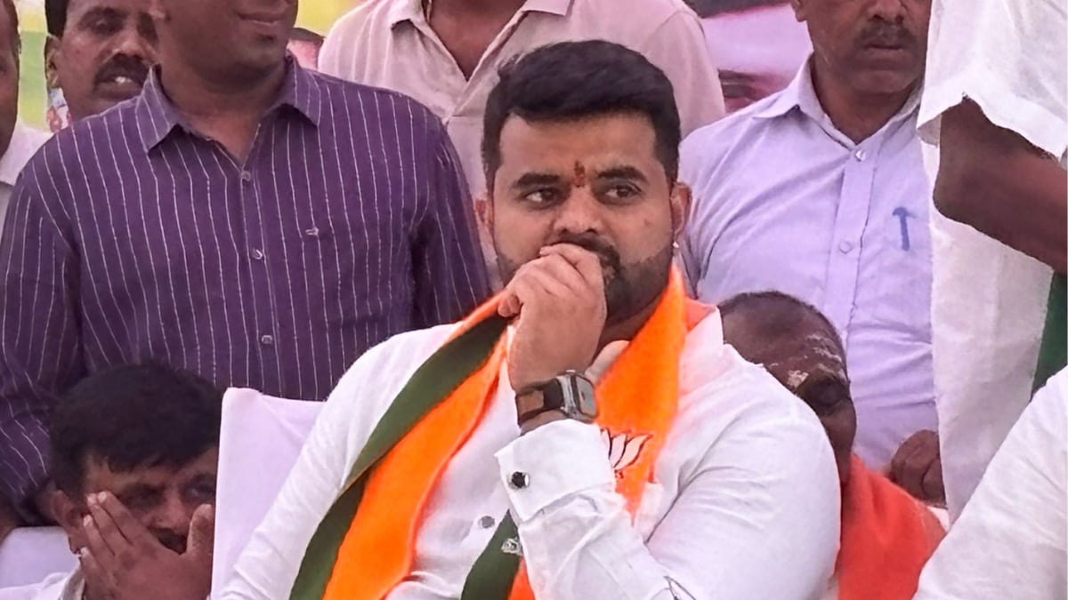 PM Modi Has Won Hearts of Opposition, I Am An Example: JDS Hassan Candidate Prajwal Revanna – News18